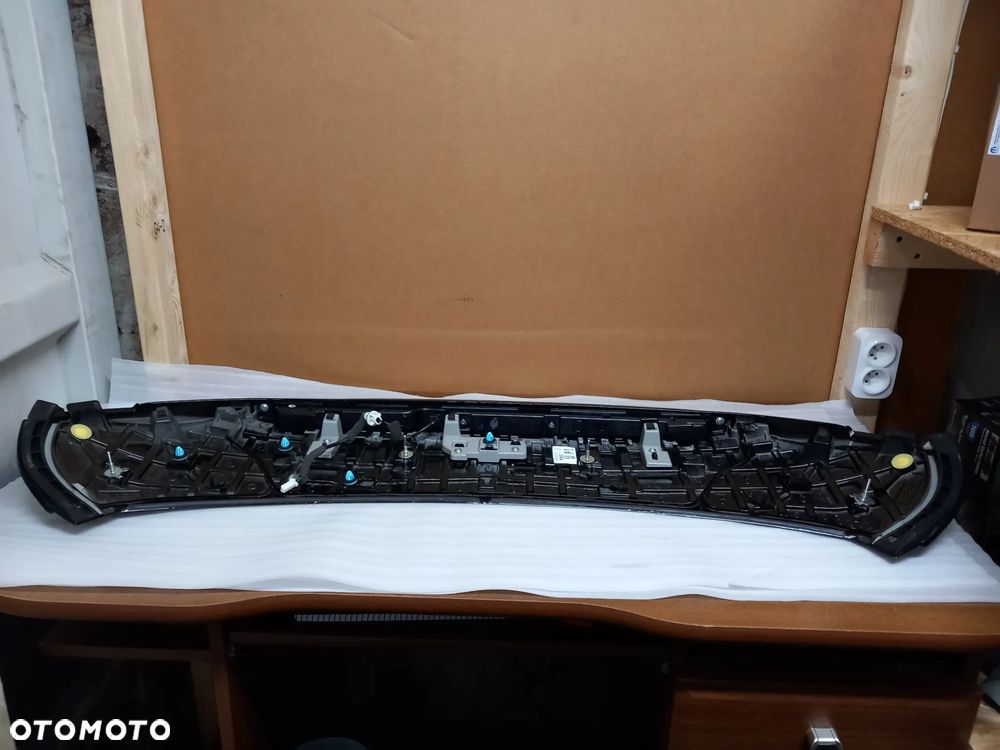 Spojler klapy tył z lampą stop MAZDA CX30 DFR5-B0966 Warszawa - 10