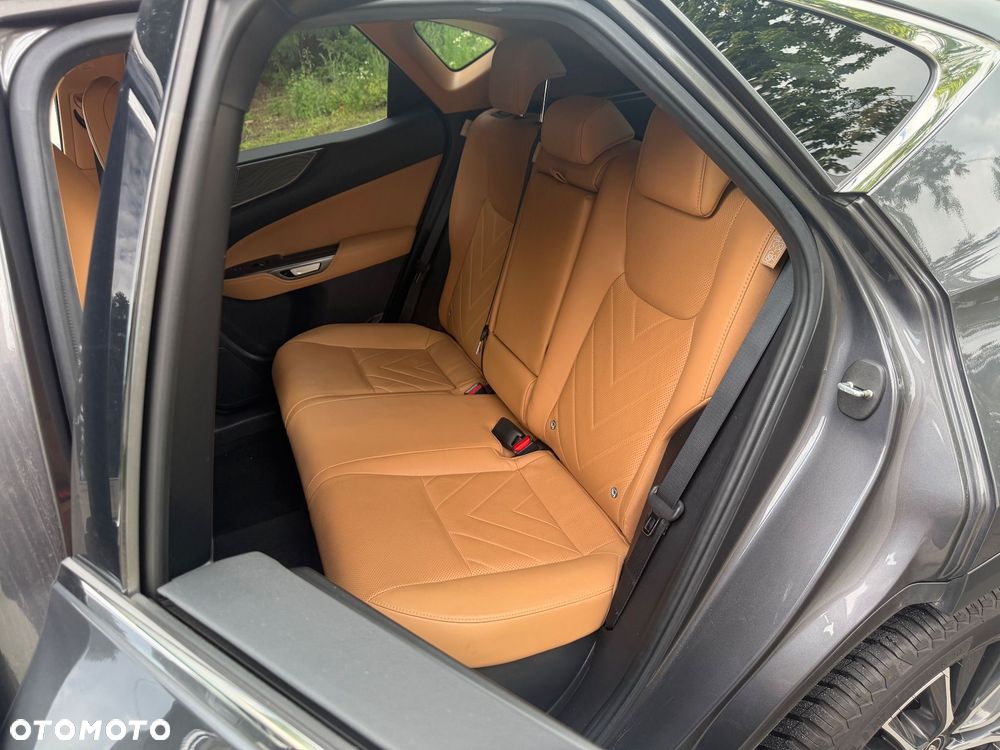 Lexus NX 350h Omotenashi AWD - 14