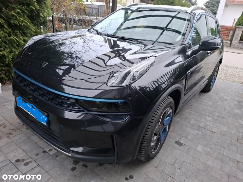 Lynk & Co 01 - 8