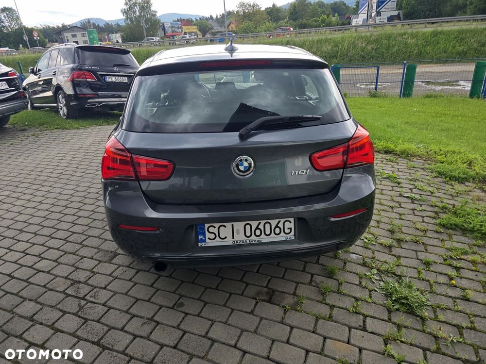 BMW Seria 1 118i Sport Line - 8