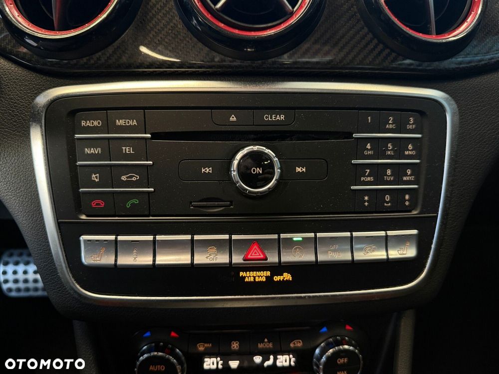 Mercedes-Benz CLA - 27