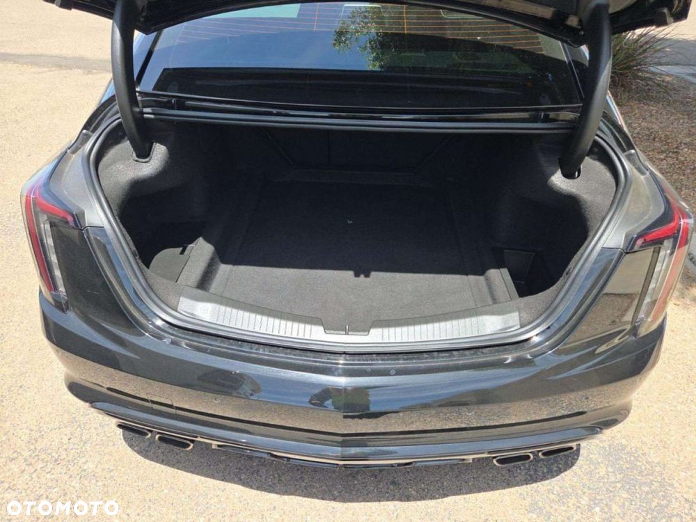 Cadillac CT5 - 3