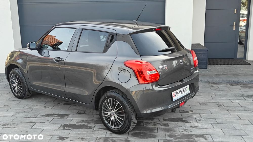 Suzuki Swift - 4
