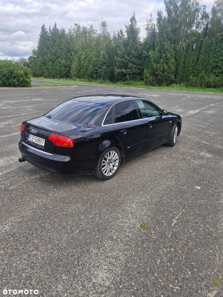 Audi A4 Limousine