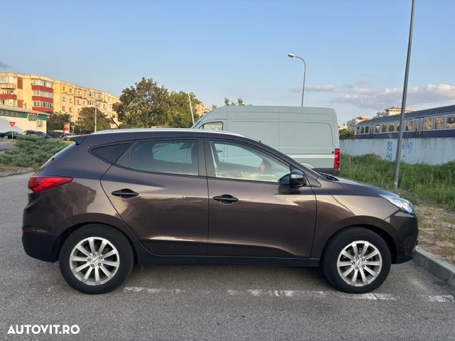 Hyundai ix35 2.0 CRDI 4WD Style - 3