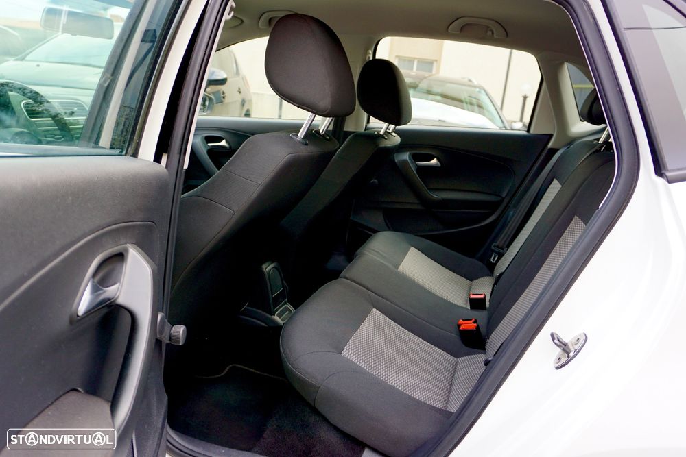VW Polo 1.2 TDi Confortline - 12