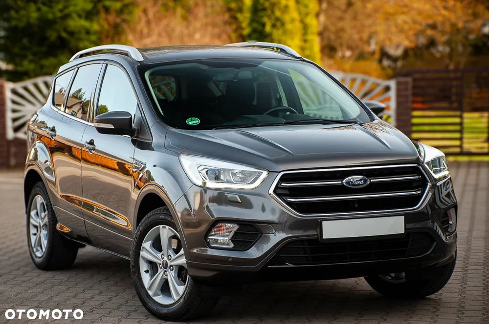 Ford Kuga - 31