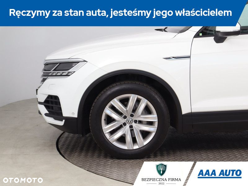 Volkswagen Touareg - 16