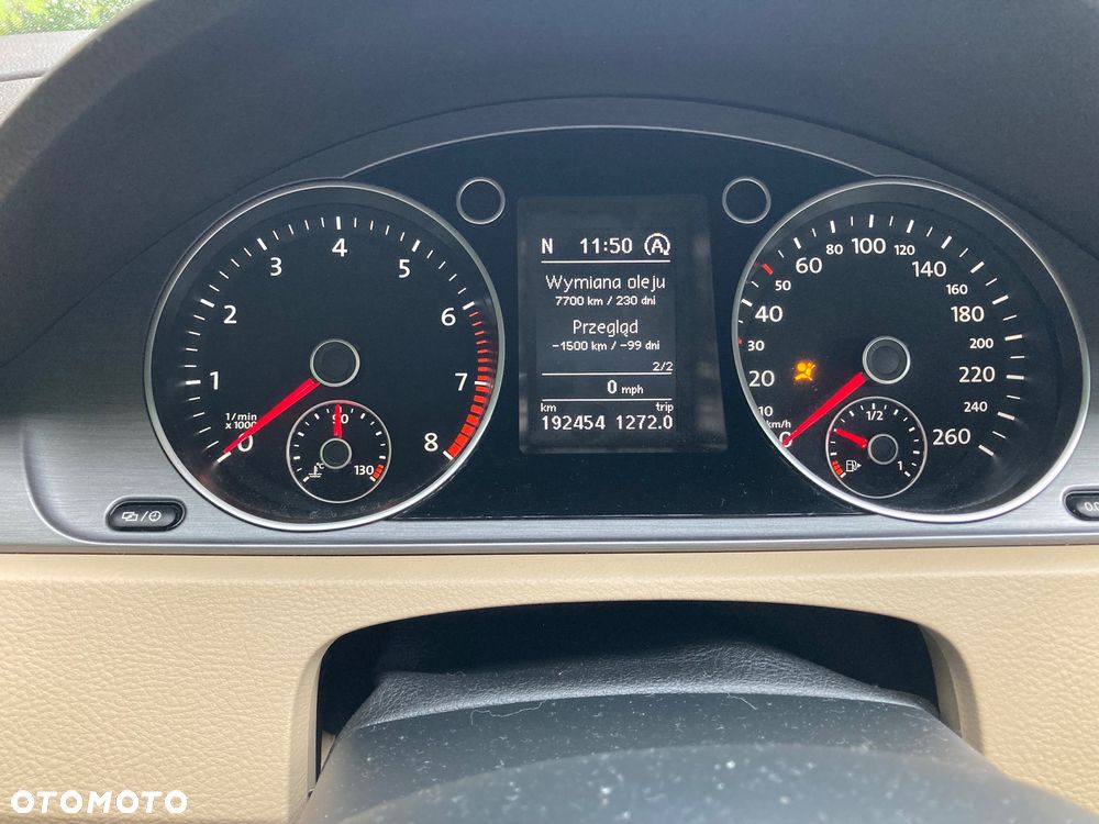 Volkswagen Passat 1.4 TSI BMT Highline DSG - 12