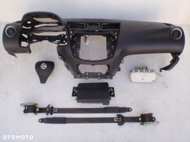 nissan navara np300 deska kokpit konsol poduszki - 1