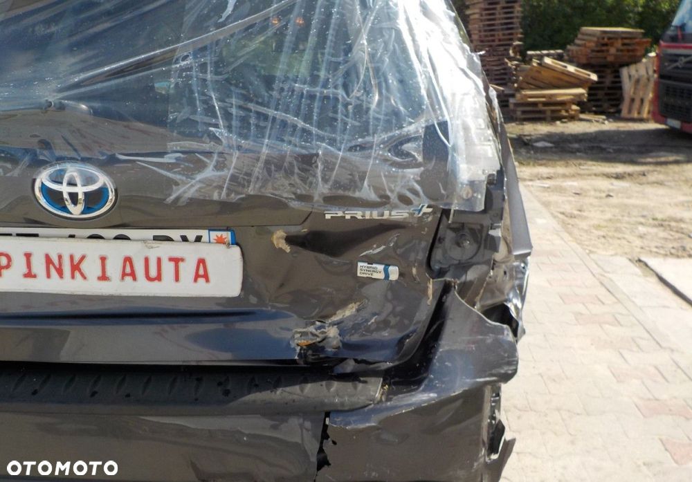 Toyota Prius+ - 14