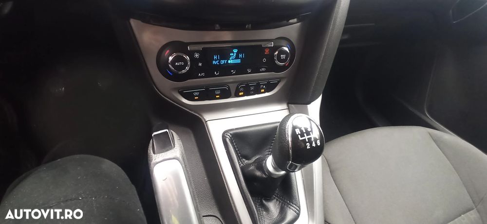 Ford Focus 1.0 EcoBoost Start Stop Sport - 17