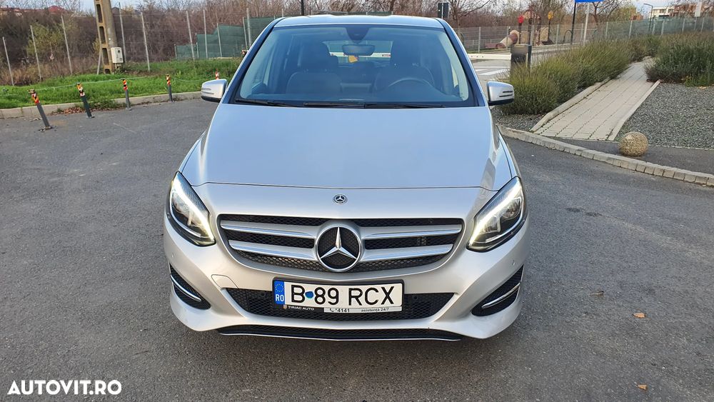 Mercedes-Benz B - 14