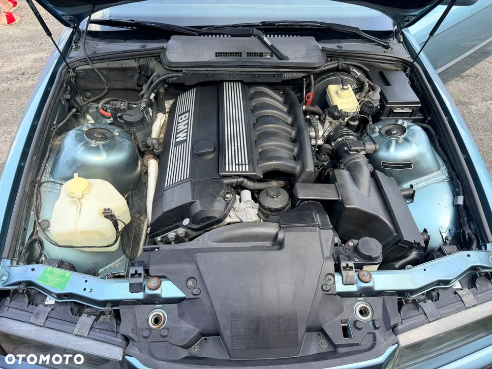 BMW Seria 3 - 22