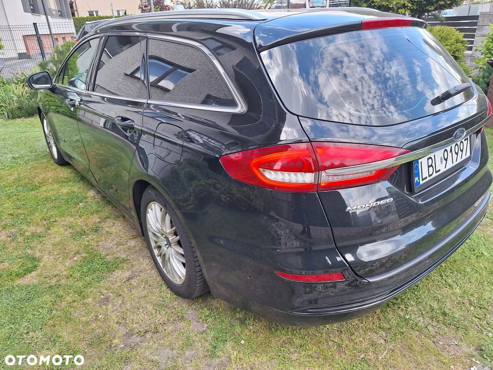 Ford Mondeo 2.0 Hybrid Titanium - 4
