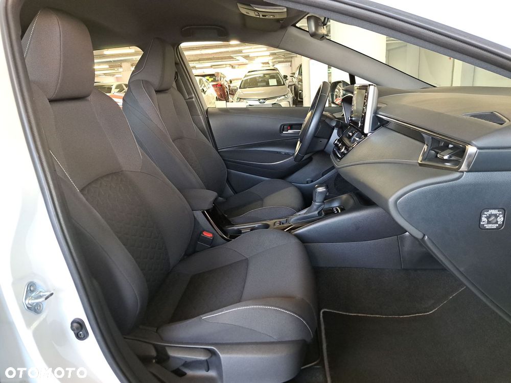 Toyota Corolla 1.8 Hybrid Comfort - 16