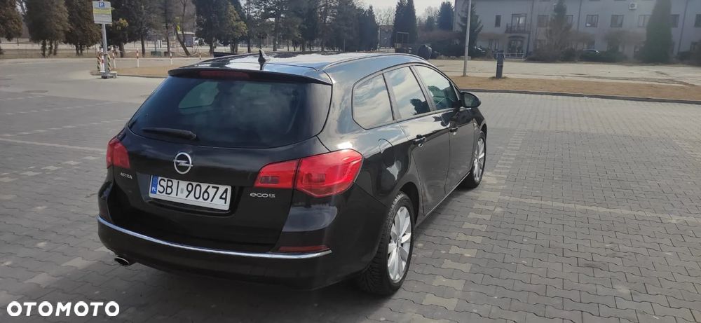 Opel Astra IV 2.0 CDTI Cosmo - 4