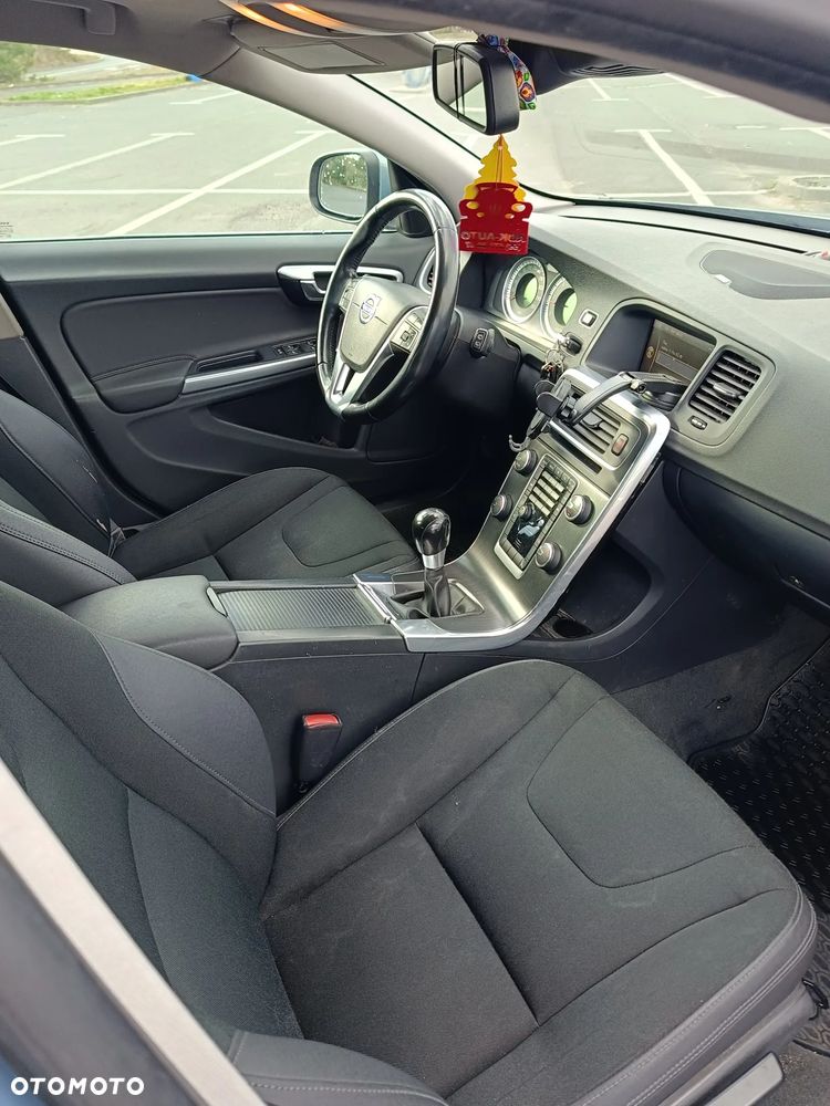 Volvo V60 D3 Summum - 19