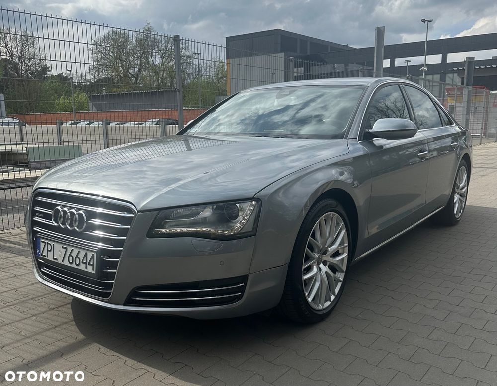 Audi A8 3.0 TDI DPF quattro tiptronic