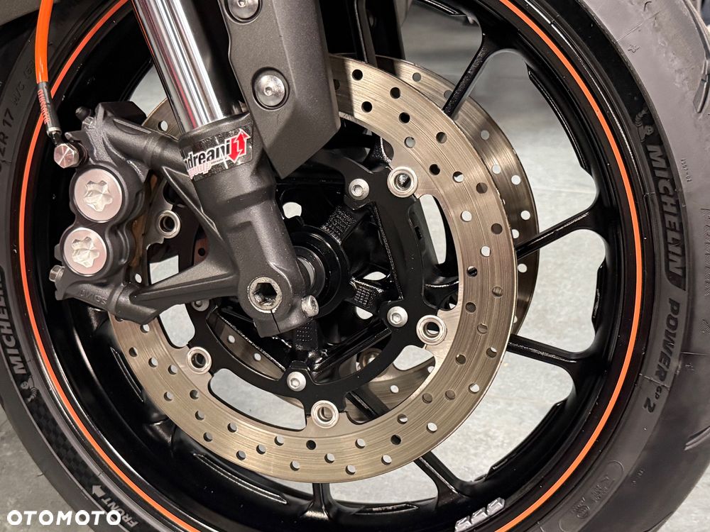 Yamaha MT - 21