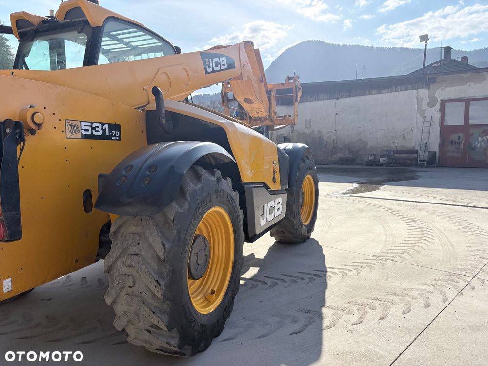 JCB 531-70 Agri - 18