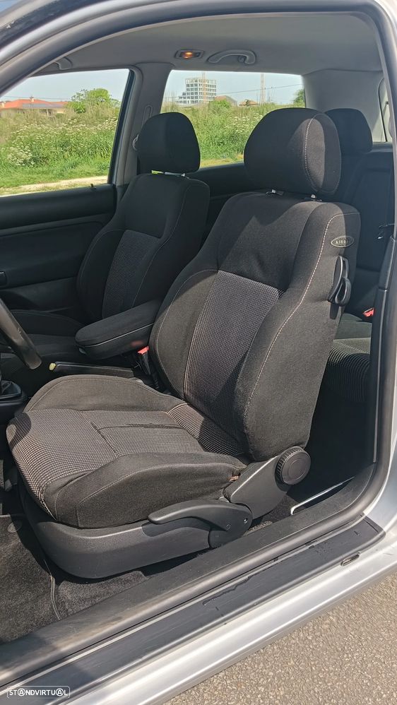 VW Golf 1.9 TDi Highline - 13