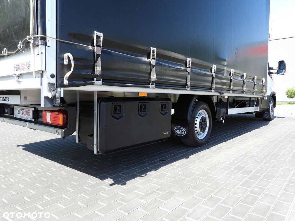 Iveco DAILY 35S18 PLANDEKA 10 PALET TEMPOMAT NAWIGACJA LEDY KLIMATYZACJA  180KM - 18