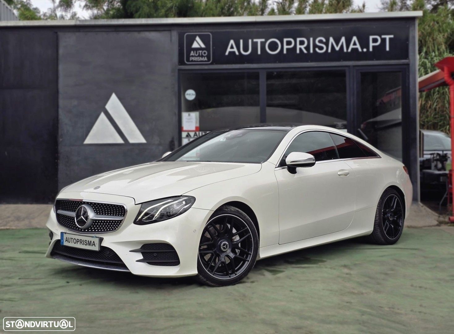 Mercedes-Benz E 220 d AMG Line - 2