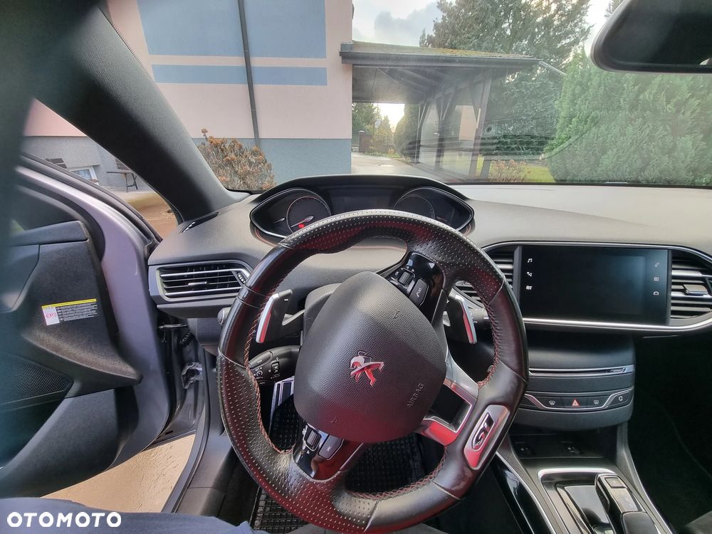 Peugeot 308 - 5