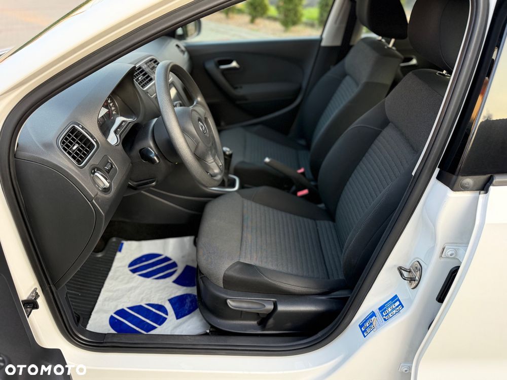 Volkswagen Polo 1.4 16V Trendline - 19