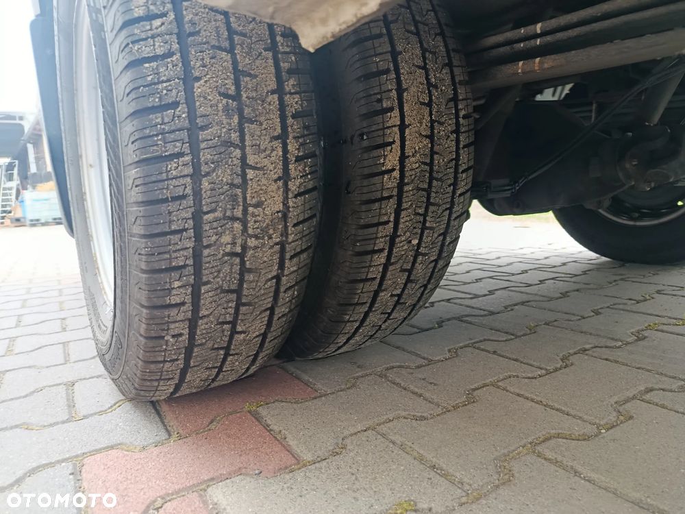 Mercedes-Benz Sprinter - 18