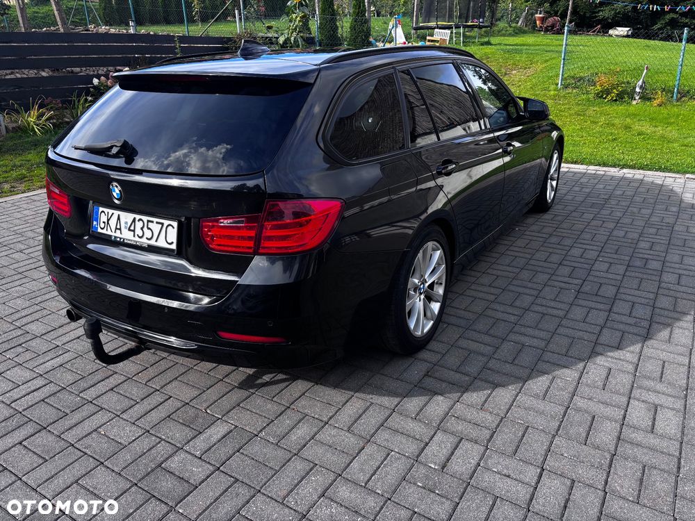 BMW Seria 3 316d Sport Line - 4
