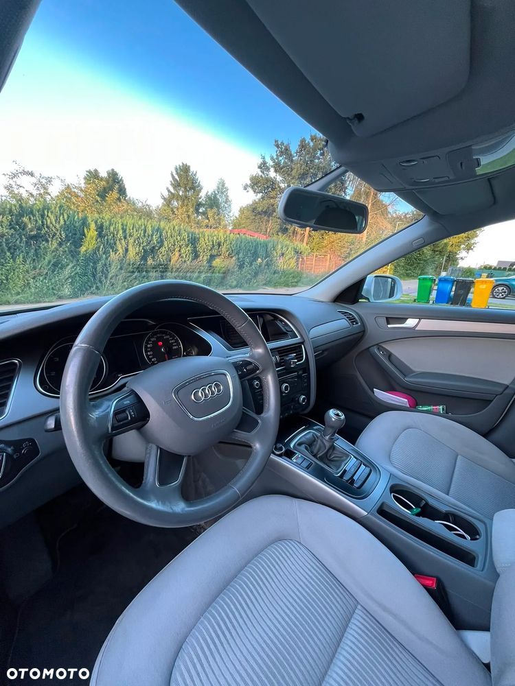 Audi A4 Avant 2.0 TDI - 12
