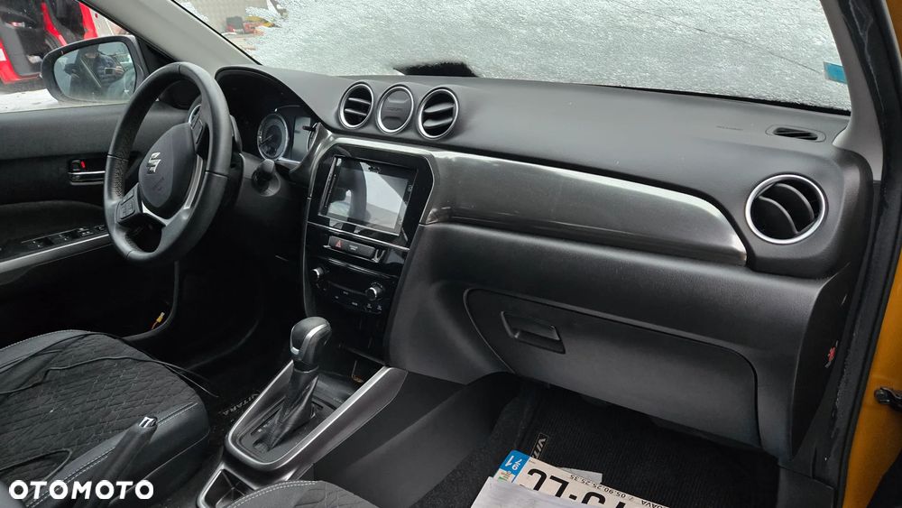 Suzuki Vitara ver-1-5-strong-hybrid-elegance-2wd-ags - 9