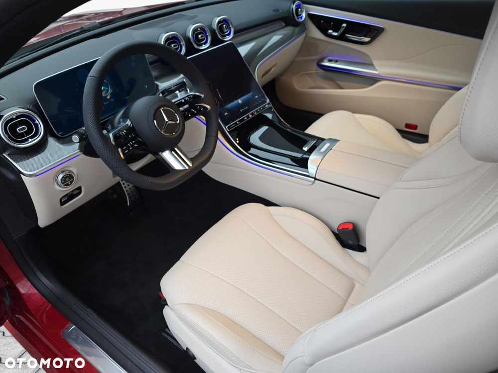 Mercedes-Benz CLE 300 mHEV 4-Matic AMG Line - 12