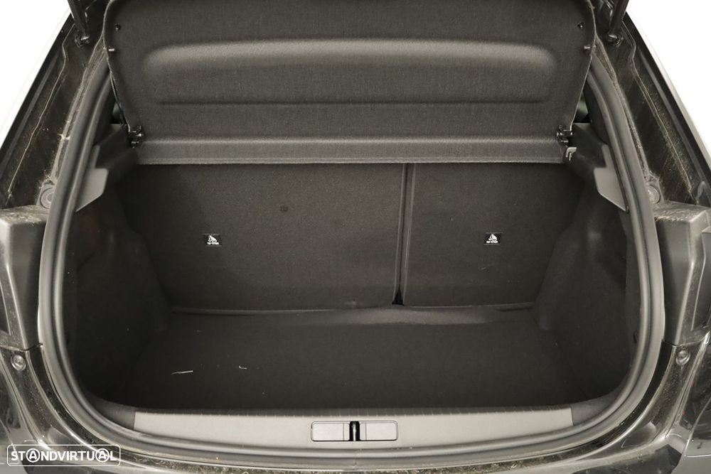 Peugeot 208 1.2 Hybrid Allure e-DCS6 - 23