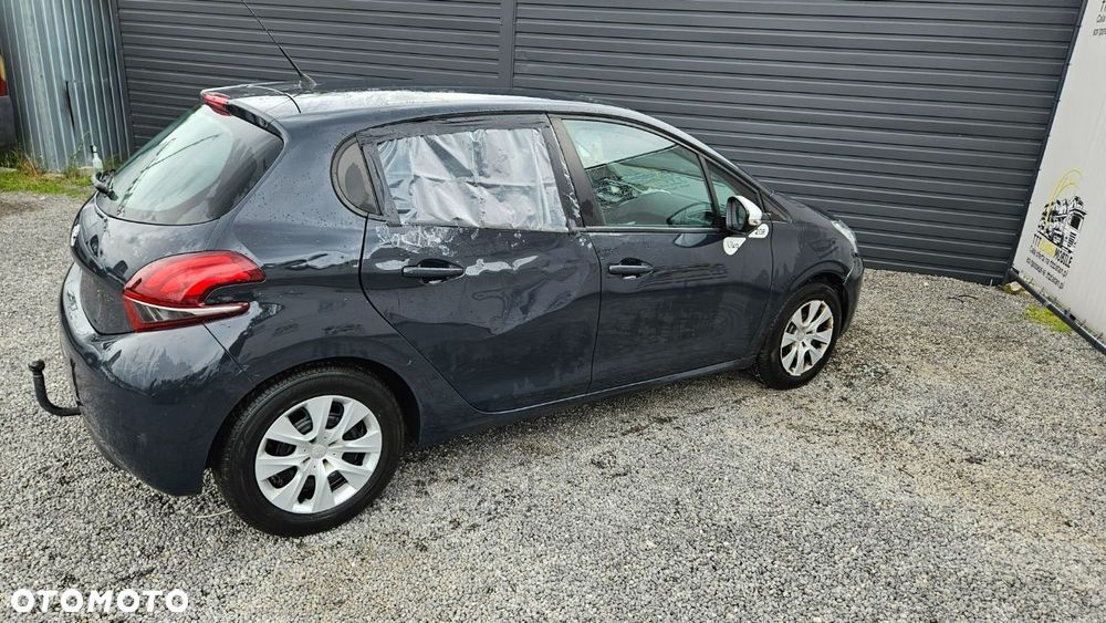 Peugeot 208 - 20