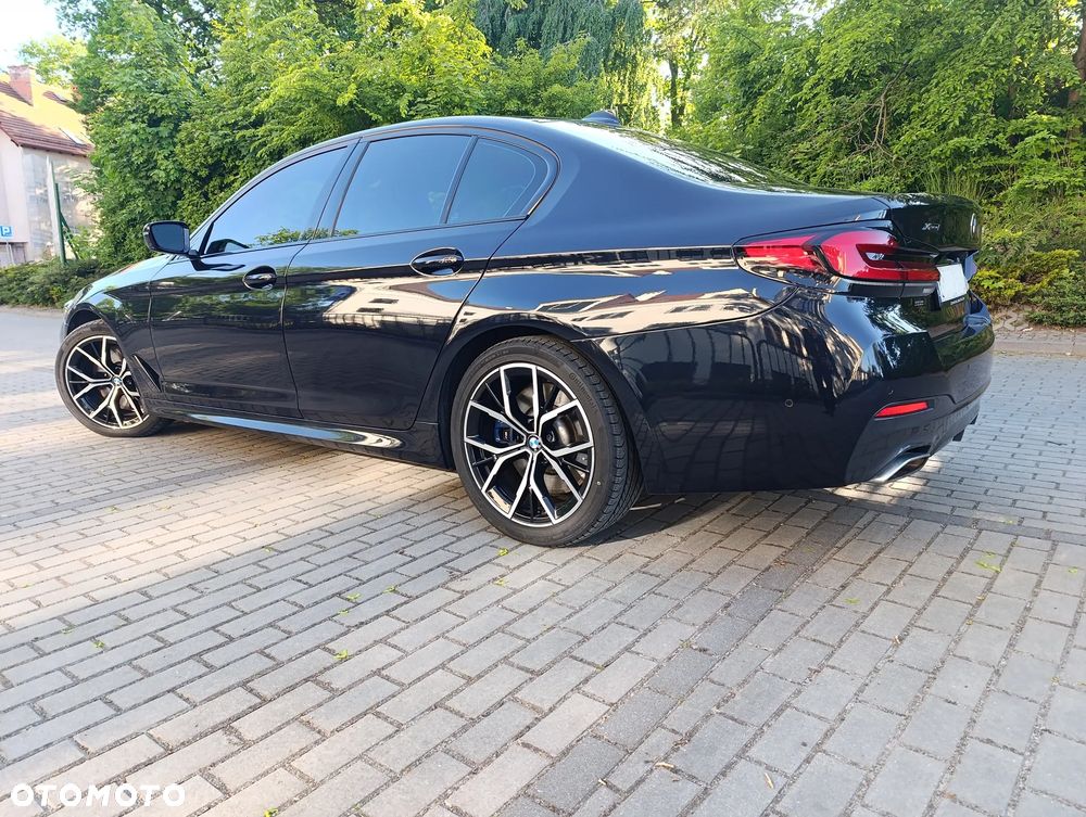 BMW Seria 5 540i xDrive M Sport Edition - 3