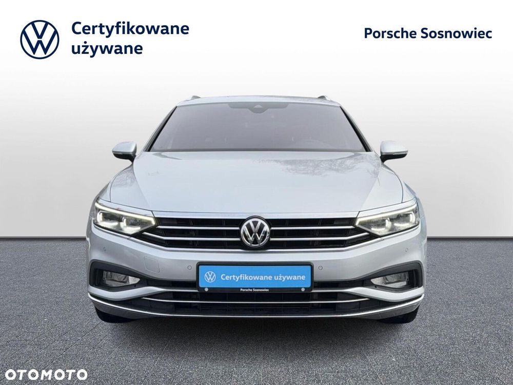 Volkswagen Passat - 8