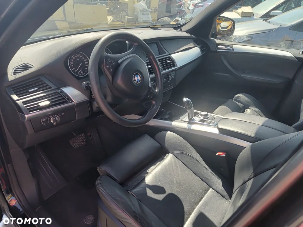 BMW X5 xDrive30d - 16