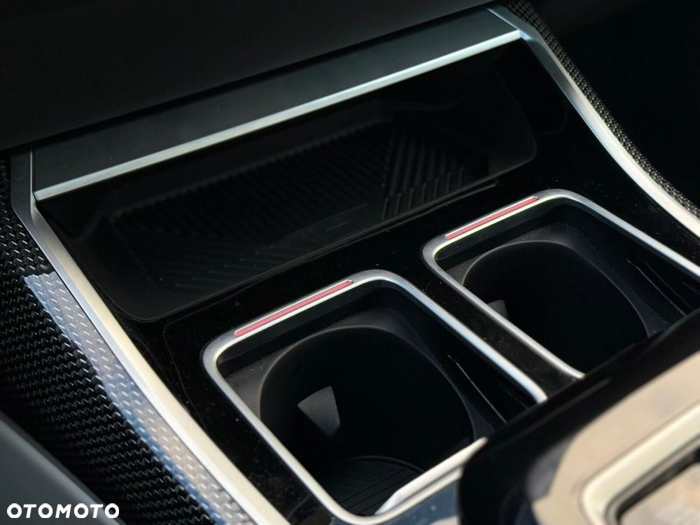 BMW Seria 7 - 31