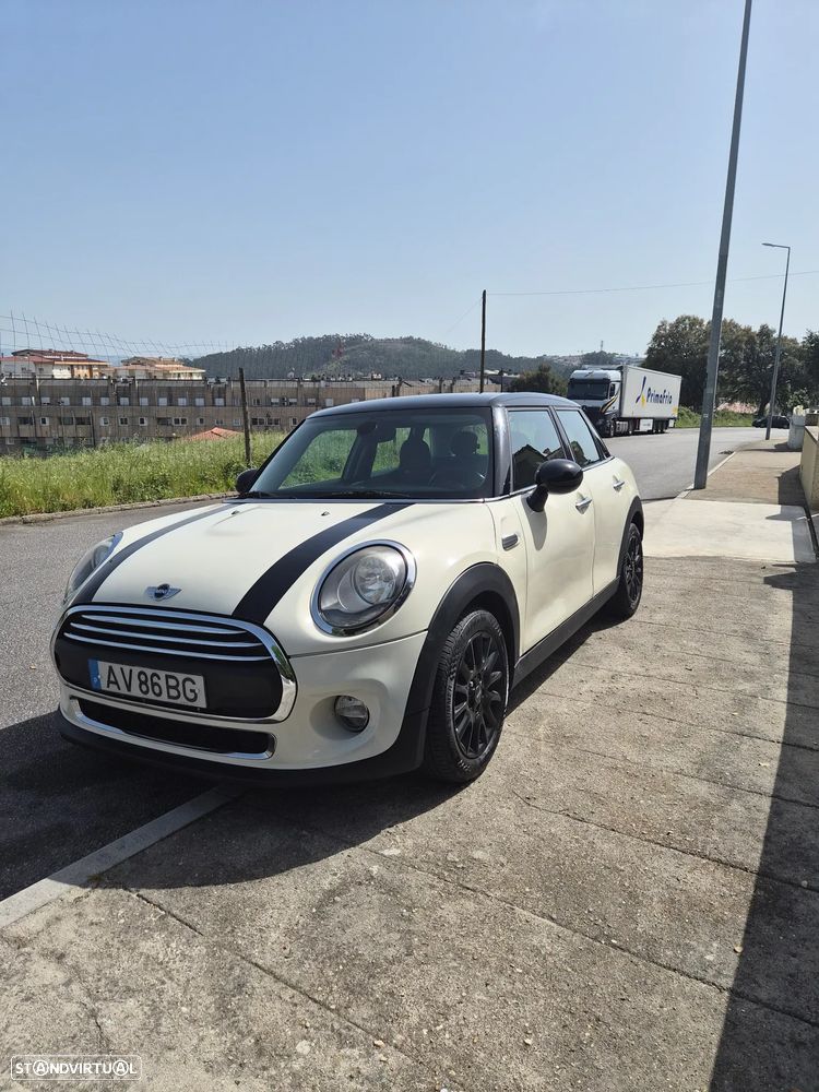 MINI 5 Portas Cooper D - 3
