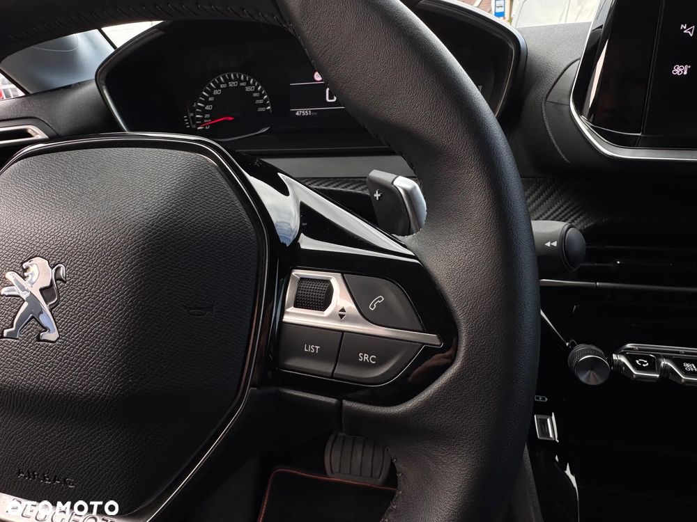 Peugeot 208 1.2 PureTech Allure S&S EAT8 - 17