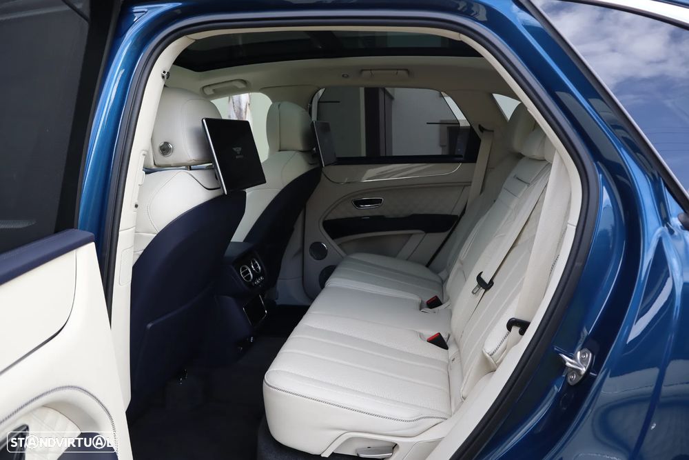 Bentley Bentayga V8 Azure - 40