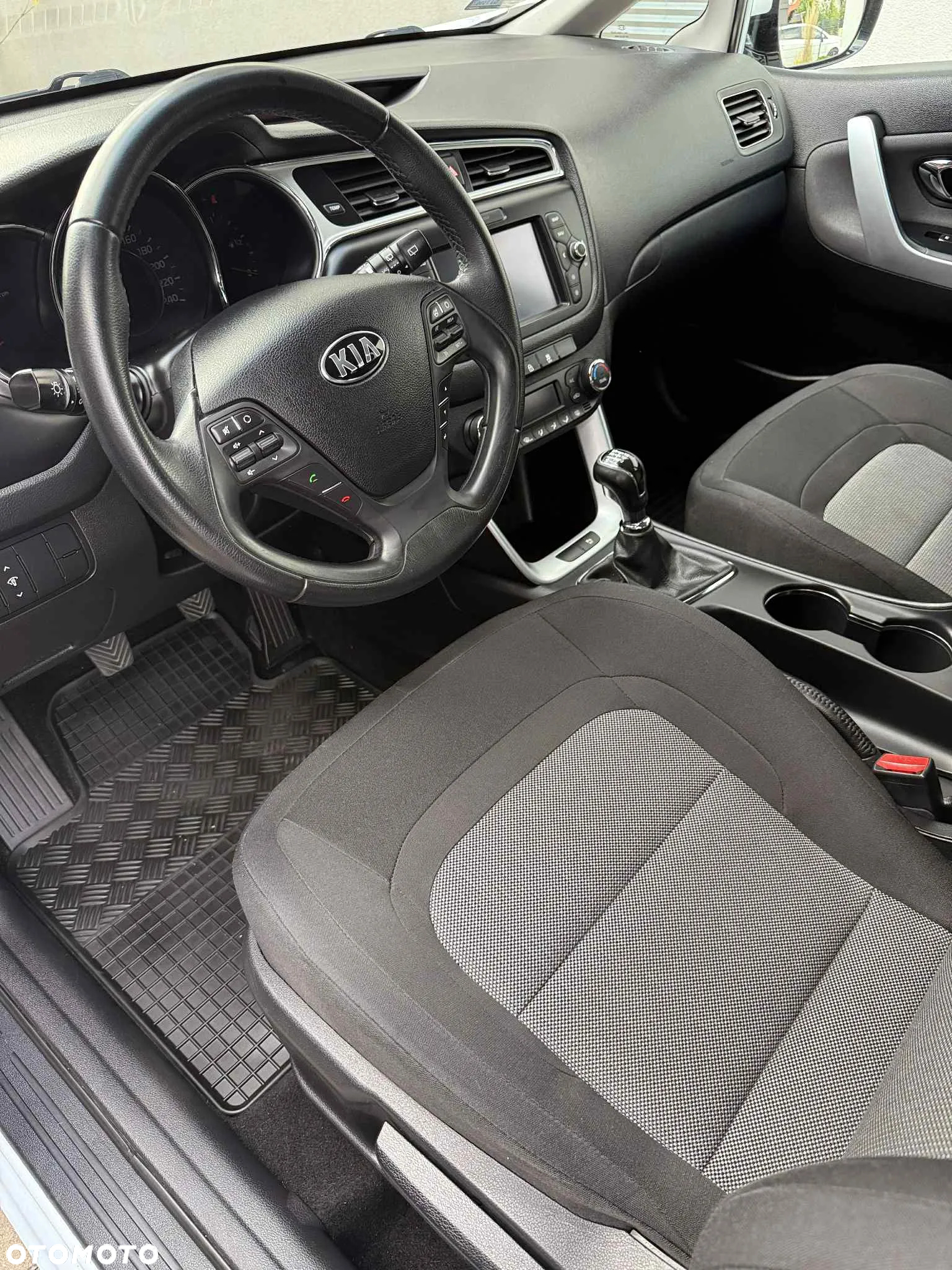 Kia Ceed Cee'd 1.6 GDI L - 5