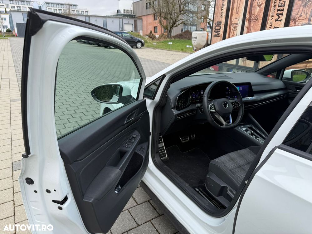 Volkswagen Golf 1.4 eHybrid OPF DSG GTE - 11