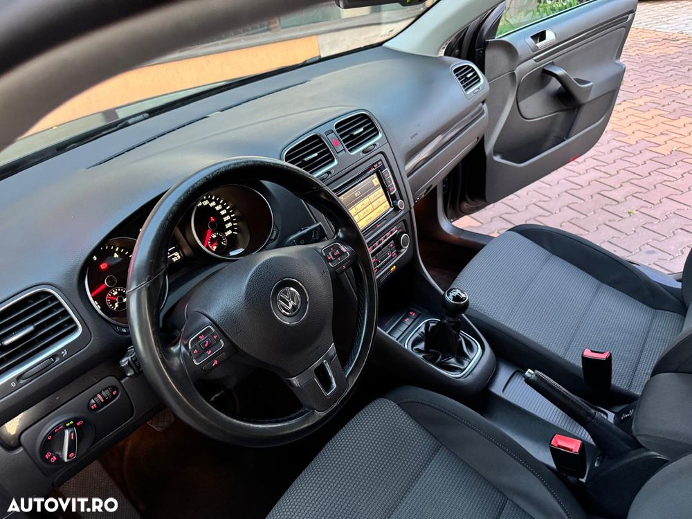 Volkswagen Golf - 9