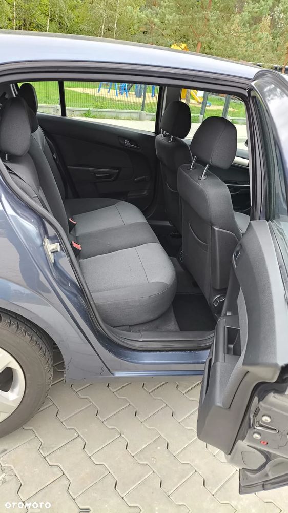 Opel Astra III 1.6 Enjoy - 7