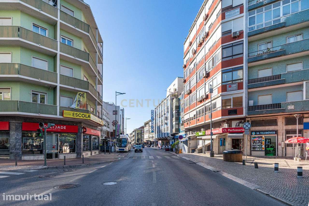 Estúdio na Venteira, Amadora - Localização central e acessível - Grande imagem: 3/17