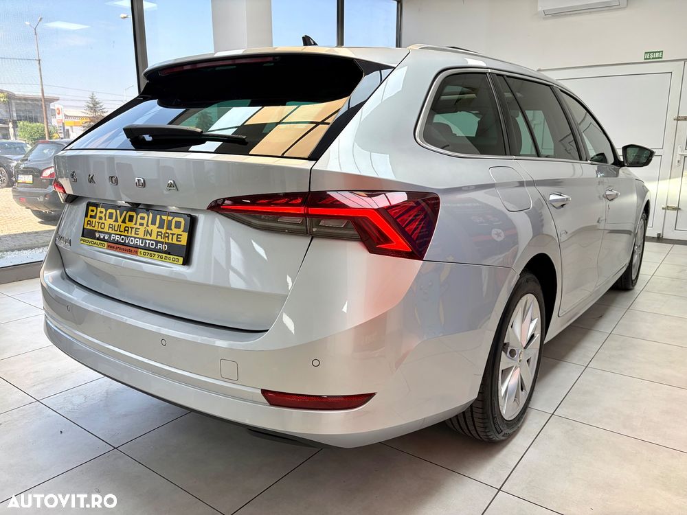 Skoda Octavia 2.0 TDI DSG Style - 3